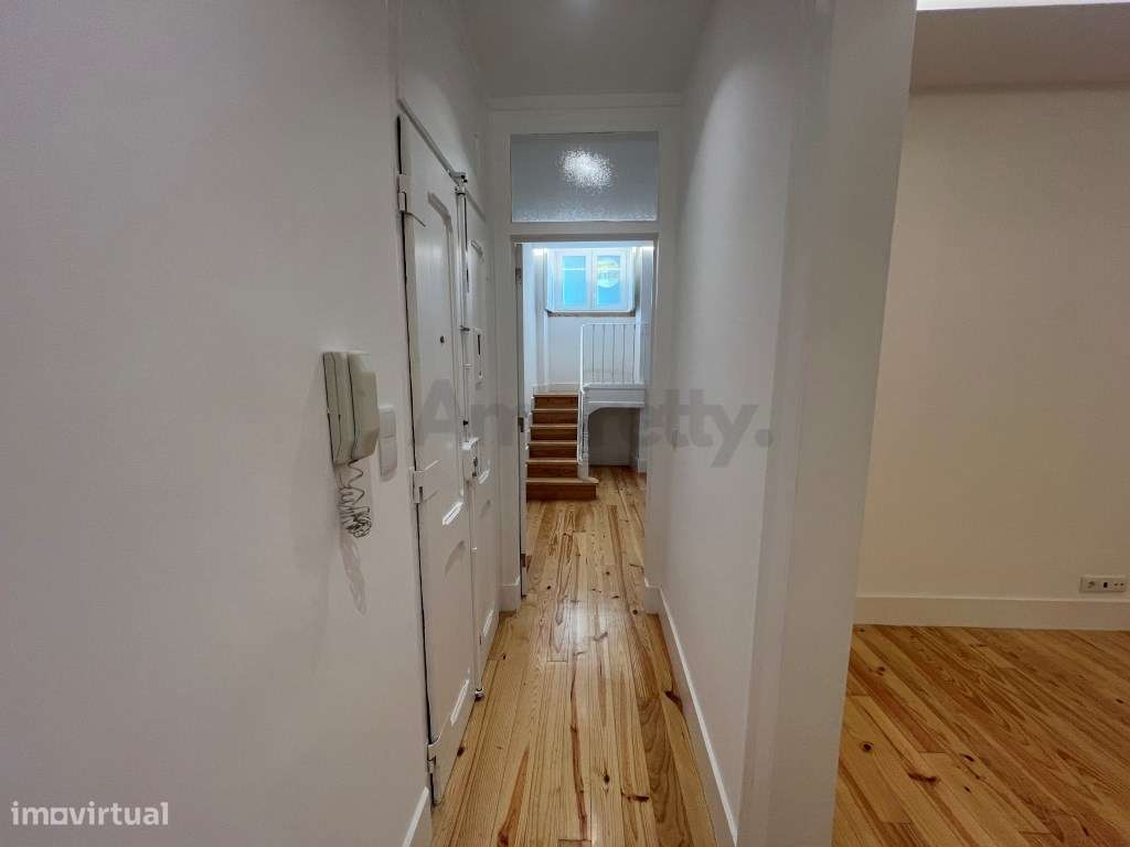 T2 Renovado em Pleno Coração de Arroios-23