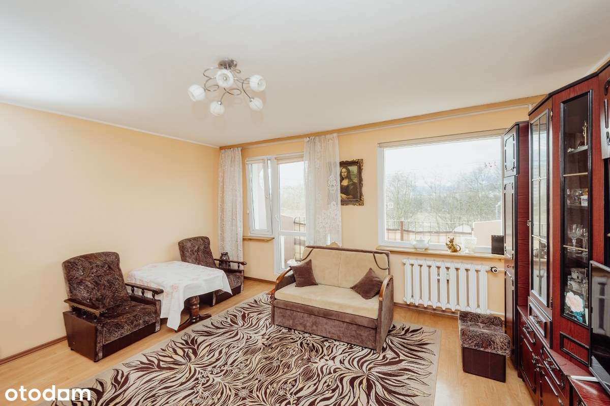 M2 z balkonem na Zabobrzu-0