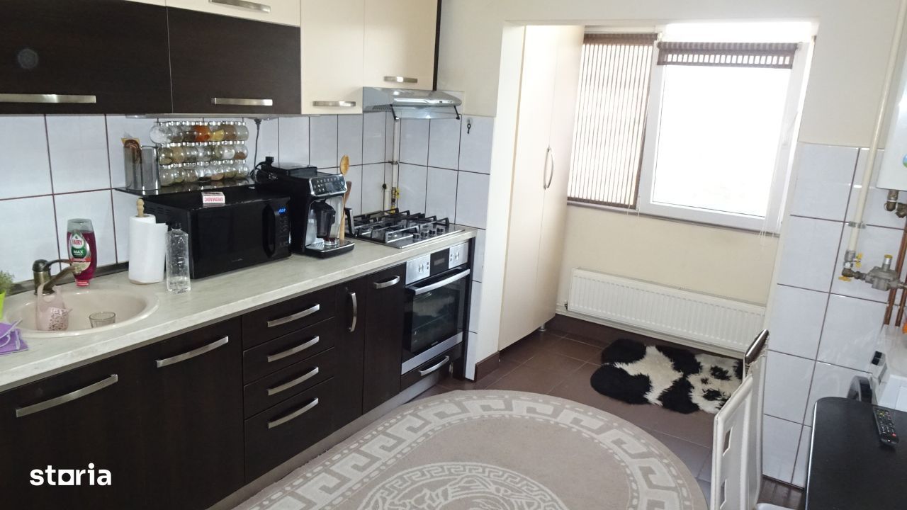 Vand apartament 2 camere decomandat Deva, Liliacului, mobilat, utilat