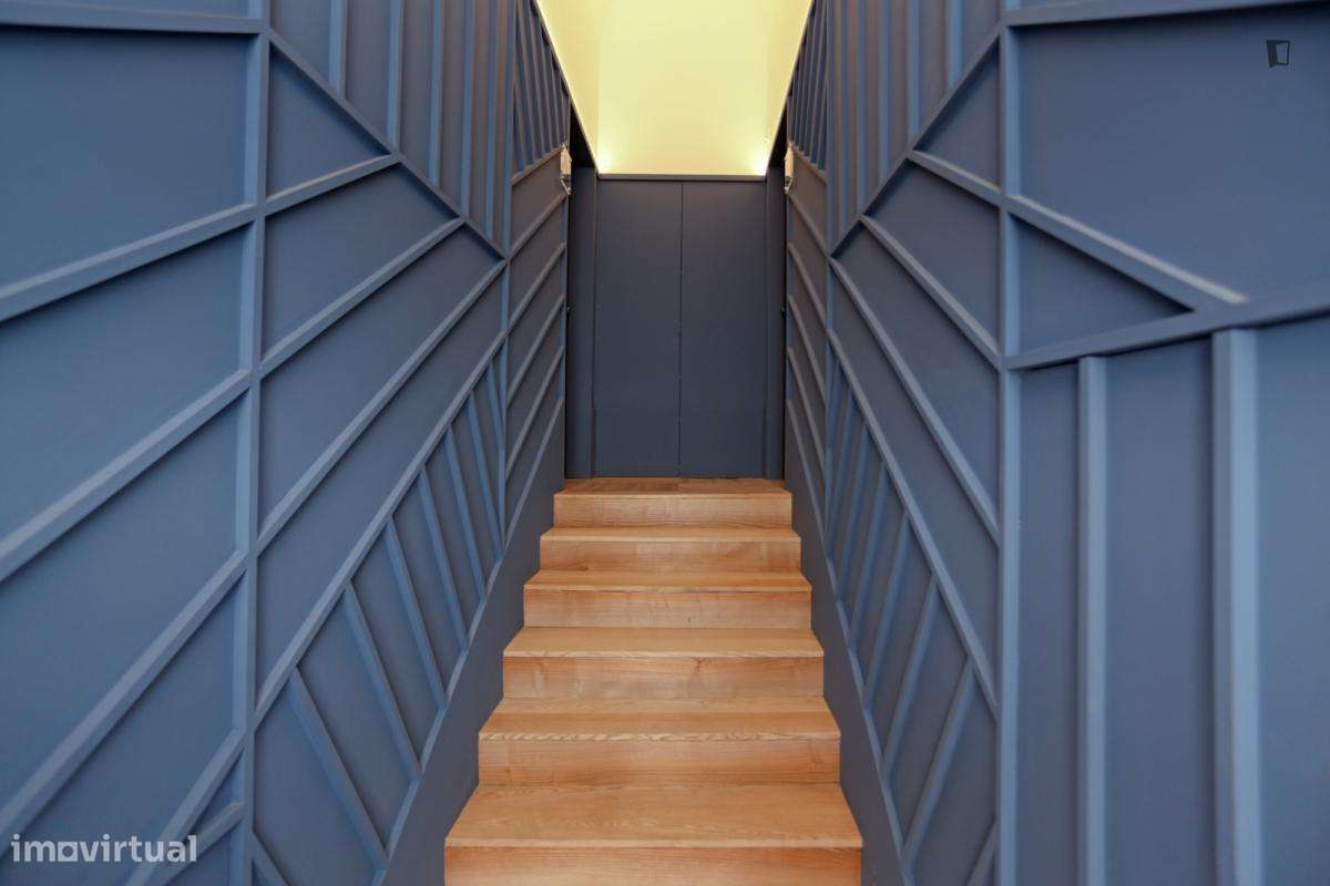 Apartamento com 1 quartos - localizado em Miragaia Porto - Grande imagem: 4/9