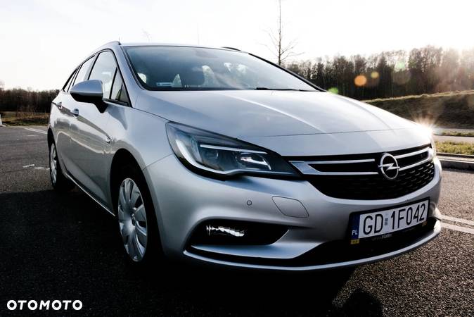 Opel Astra V 1.6 CDTI Enjoy - 2