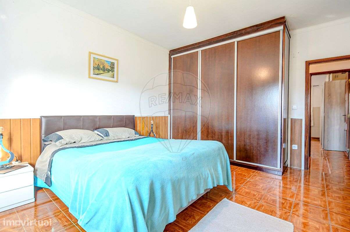 Moradia T4 para venda-22