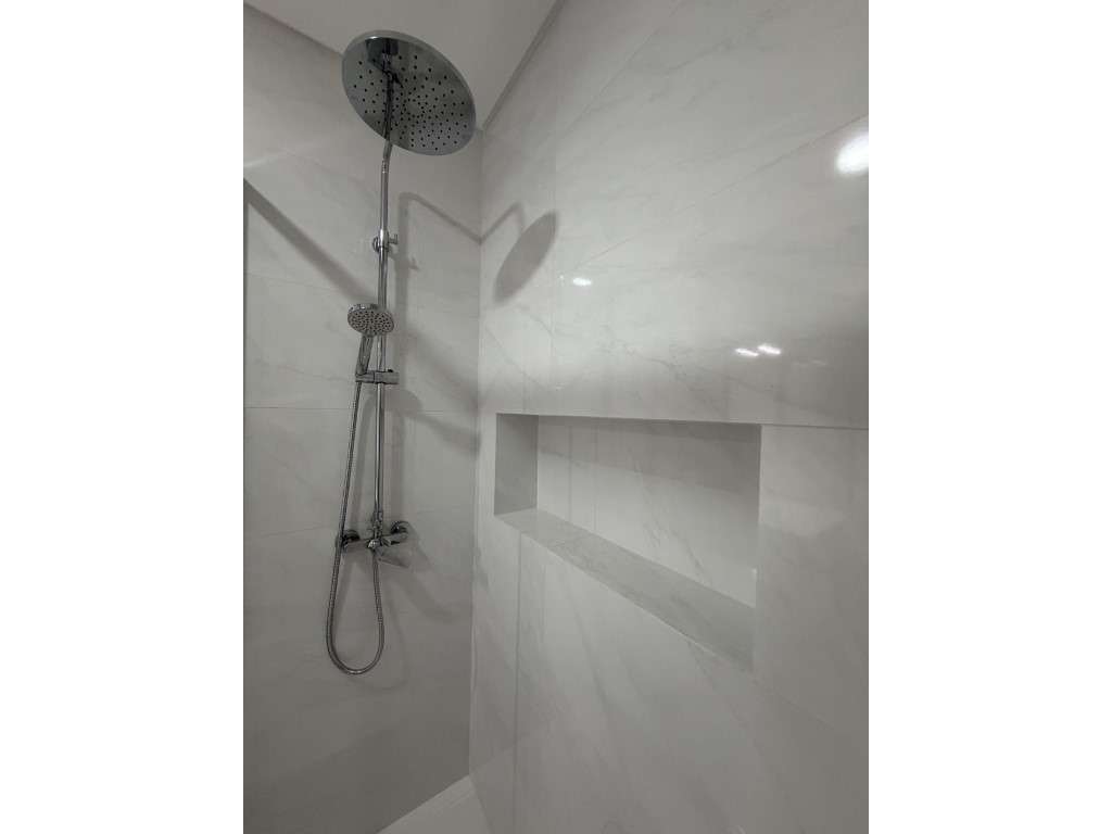 Apartamento T2 Totalmente Remodelado no centro da Pontinha - Junto ... - Grande imagem: 4/10