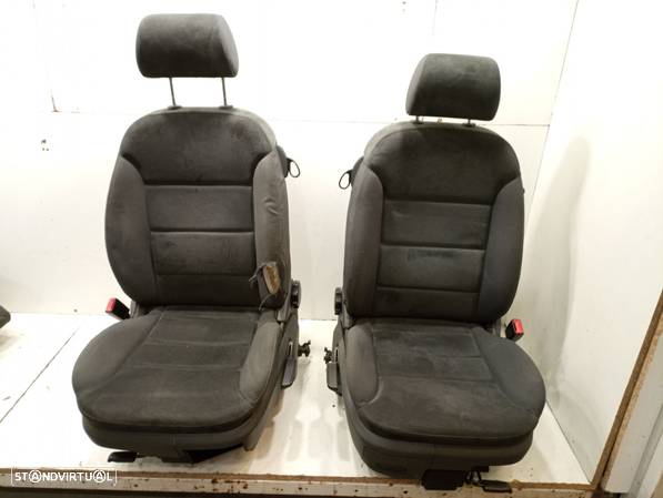 Conjunto De Bancos, Quartelas E Forras Da Mala Audi A3 (8L1) - 1