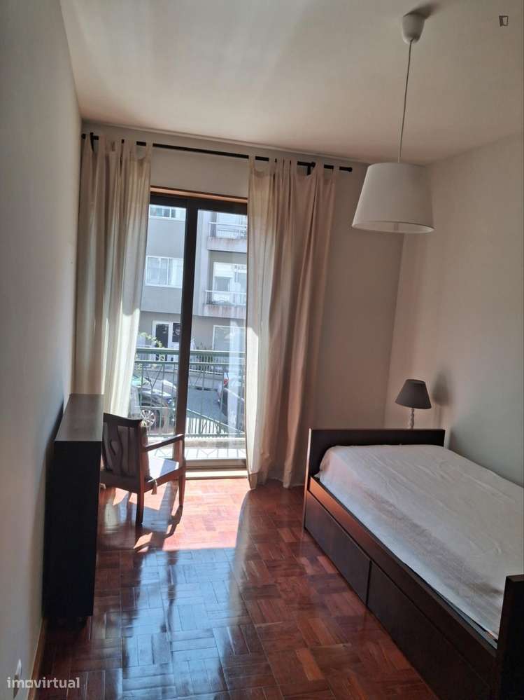 Apartamento com 3 quartos - localizado em Cedofeita Porto - Grande imagem: 3/10