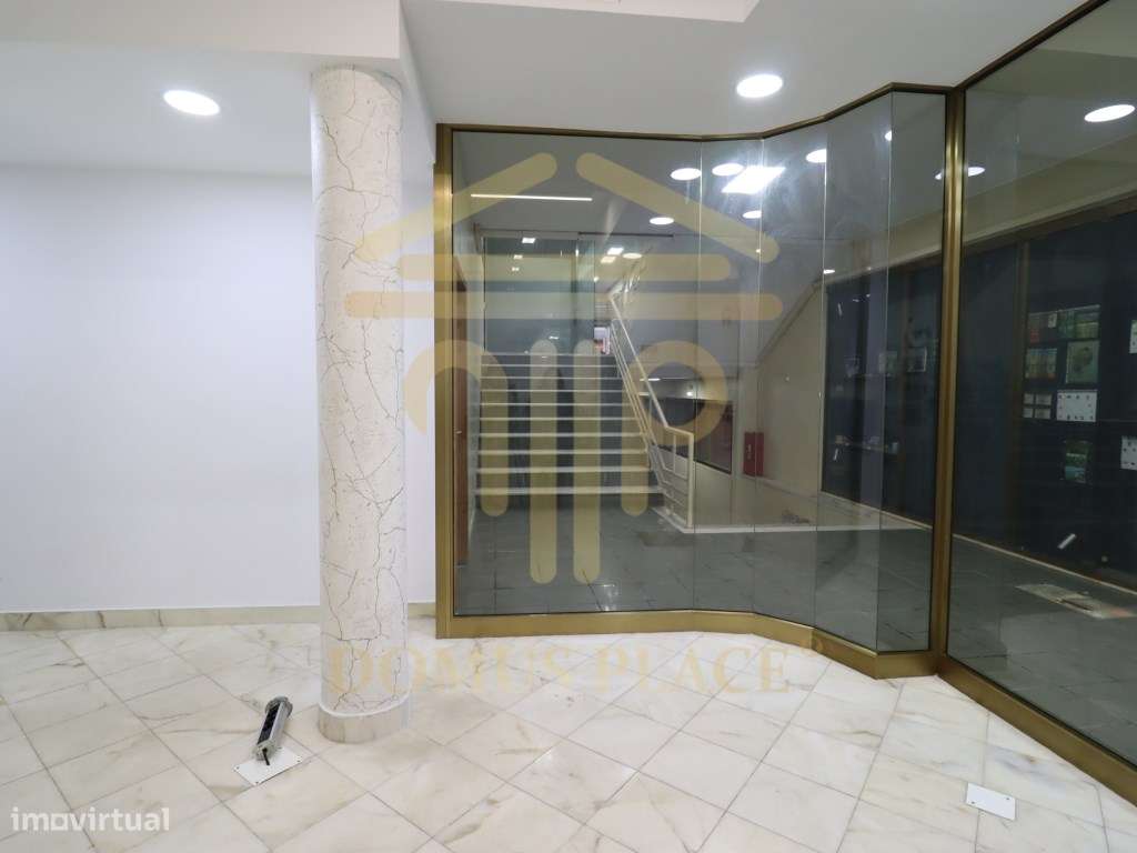 Oportunidade Única! Arrende a Sua Loja no Coração de Matosinhos!
L... - Grande imagem: 5/12