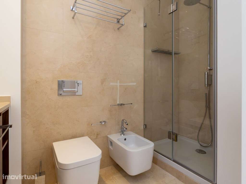 Moradia térrea com piscina salgada aquecida - Marisol-51