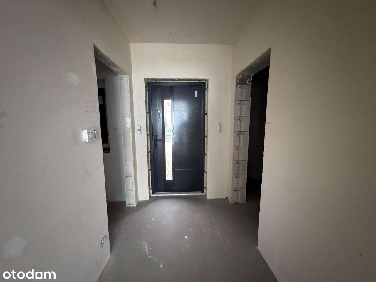 DOM w zabudowie bliźniaczej Kołobrzeg-8