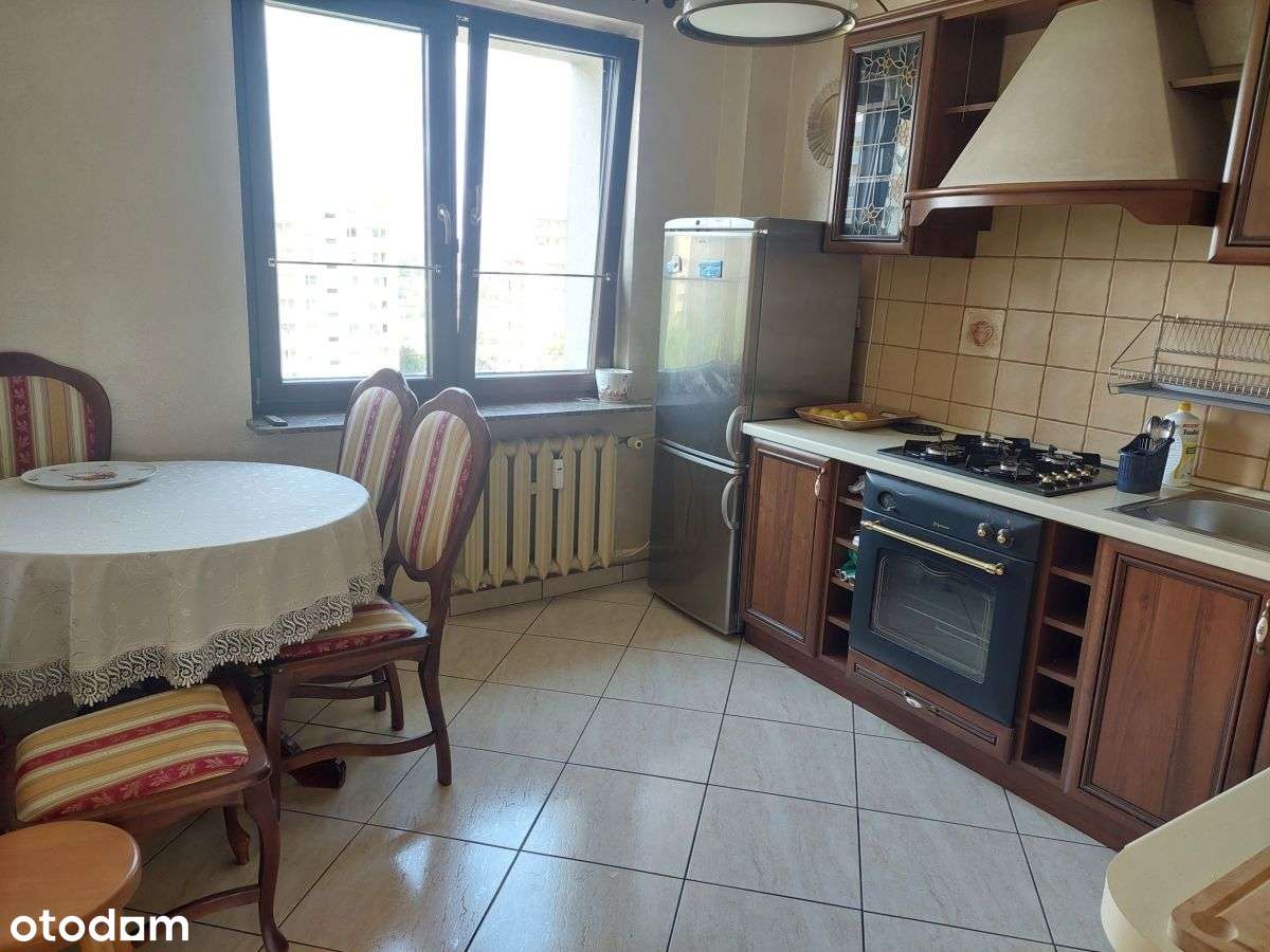 Wyremontowane mieszkanie z balkonem-6