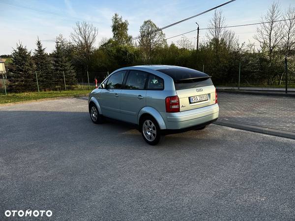 Audi A2 1.4 - 6