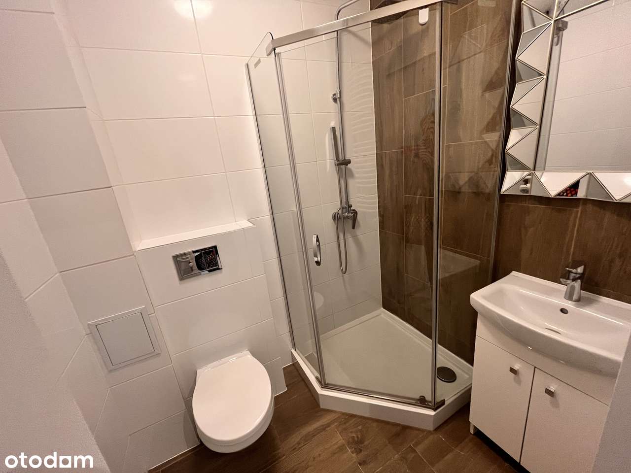 Zadbana kawalerka Bielszowice-12