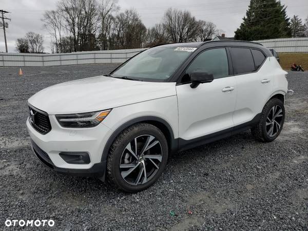 Volvo XC 40 T4 R-Design - 1