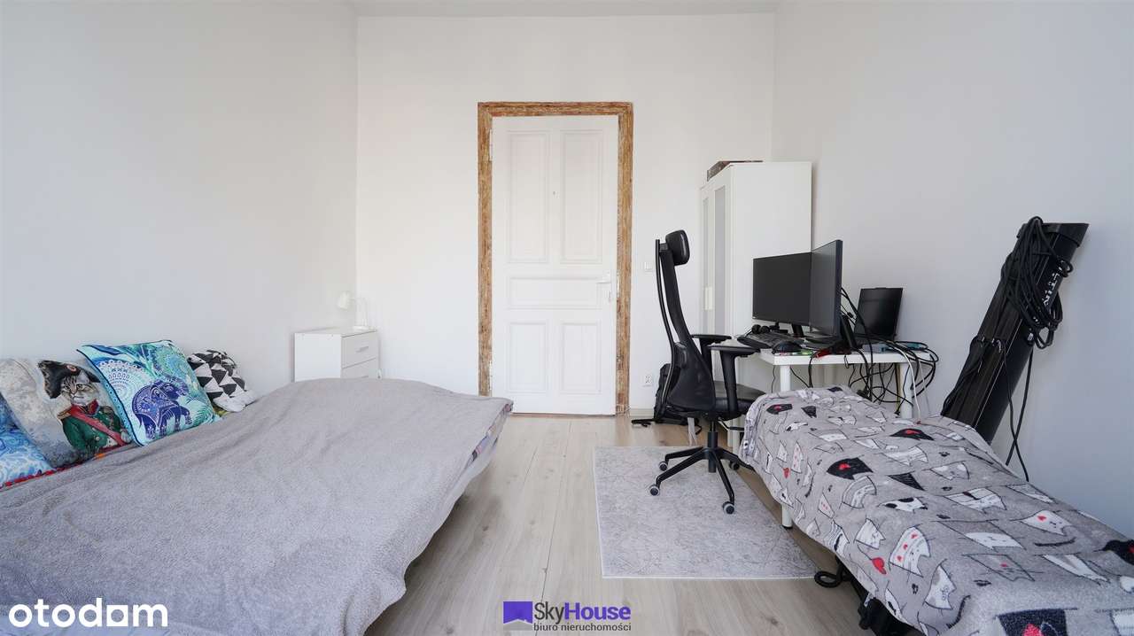 Ścisły Plac Grunwaldzki, pełen rozkład, świetny balkon-1