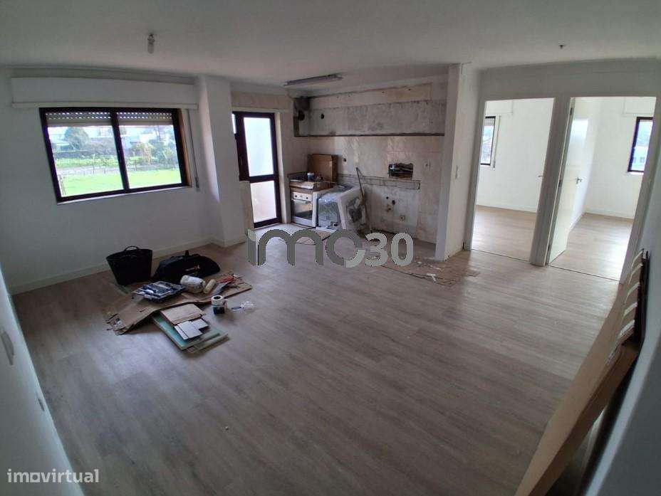 Apartamento T2 em renovação Rio Tinto - Grande imagem: 3/10
