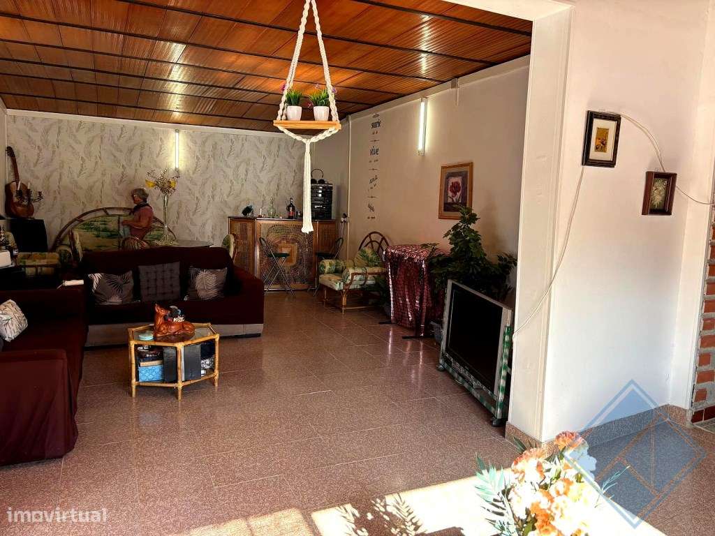 Monte Alentejano com Piscina, Vinha e Árvores de Fruto-17