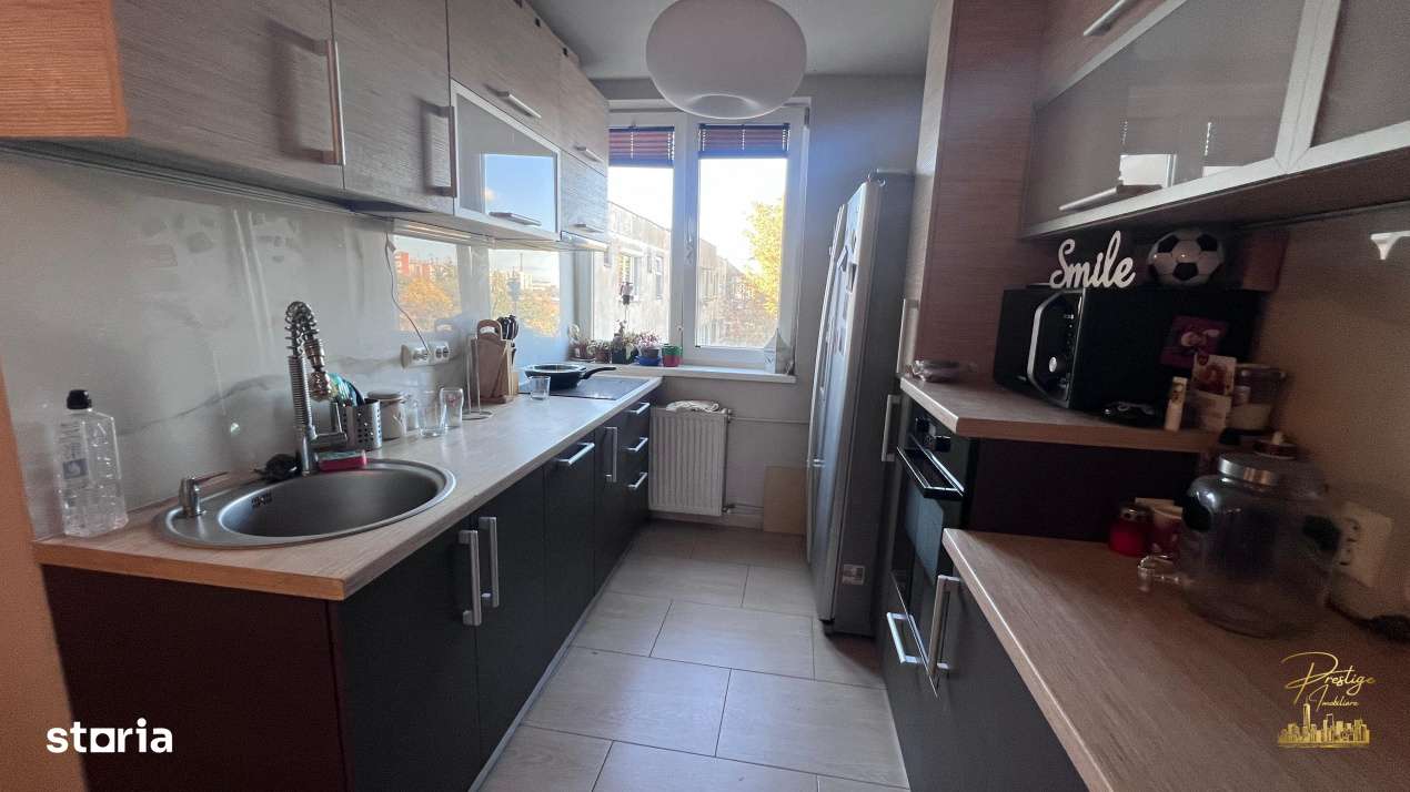 Apartament cu 4 camere de vanzare in zona Splaiul Crisanei - Oradea - Imagine principală: 5/14