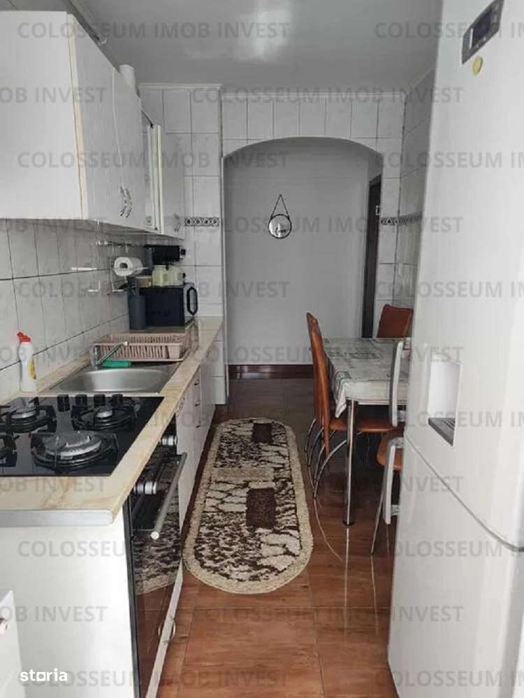 Apartament 3 camere, decomandat - zona Astra-5