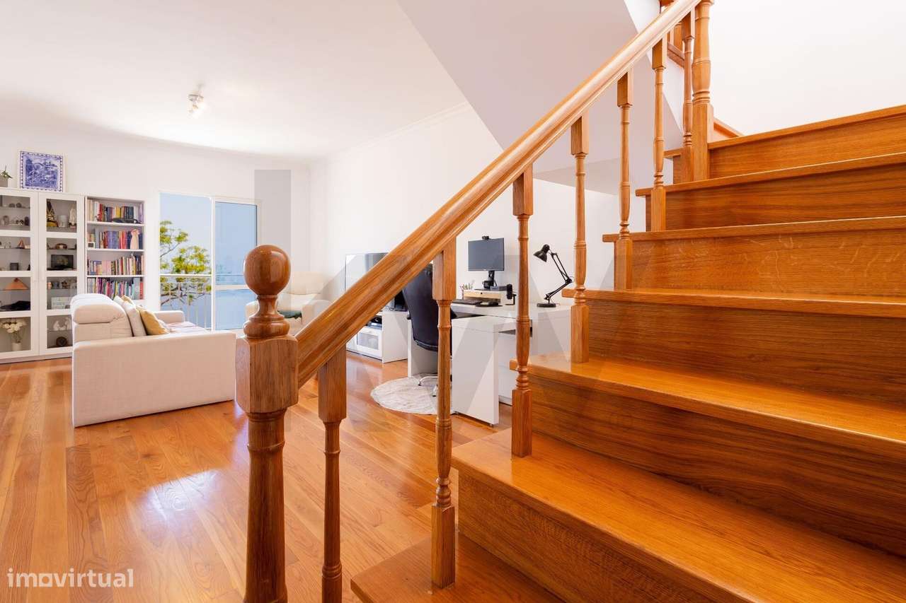 Apartamento T3 Duplex no Funchal-21