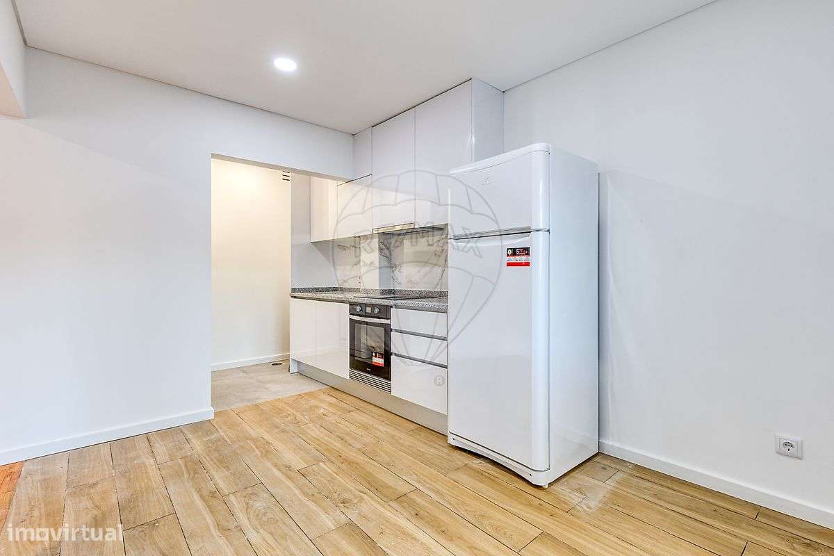 Apartamento T2 para arrendamento - Grande imagem: 2/16