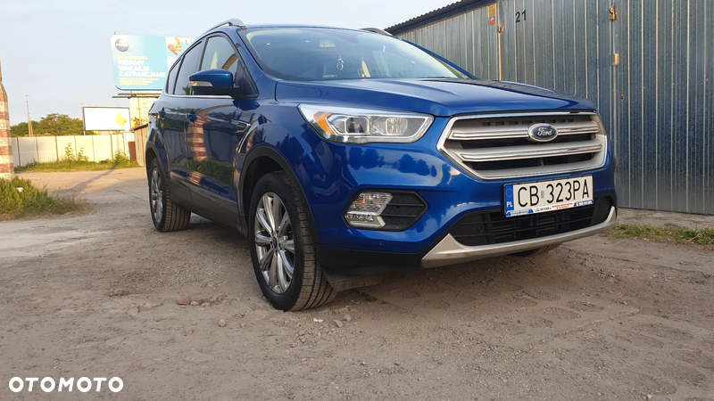 Ford Escape 2.0 EcoBoost AWD Titanium - 5