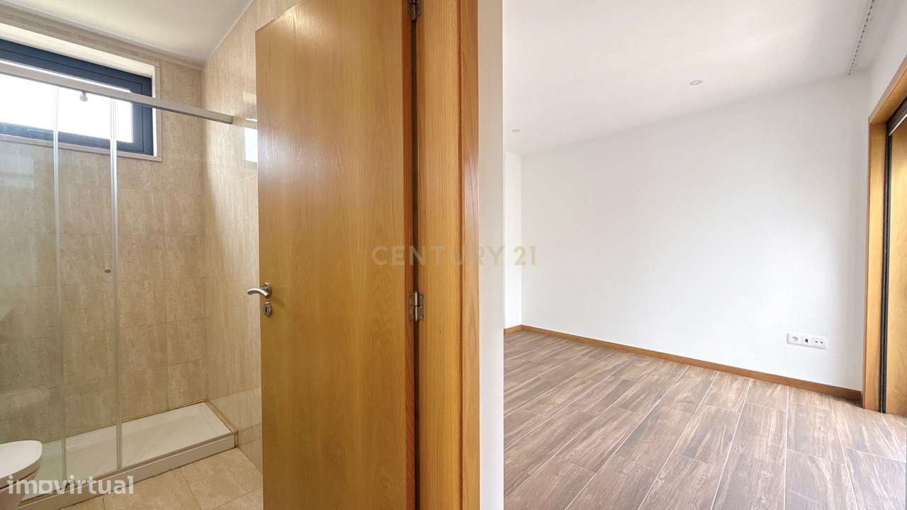 Moradia T3 | Parque da Cidade | Paredes-15