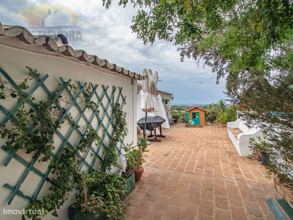 Quinta com 16 ha, com 4 Moradias Unifamiliares, piscina e várias ár...-58