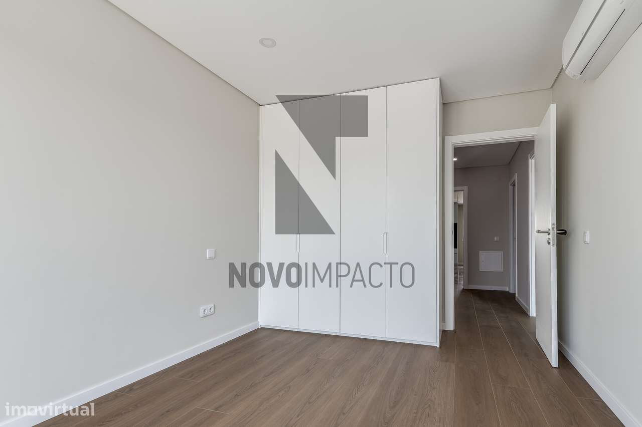Apartamento T3 de Luxo no Montijo com Varandas e Acabamentos Premium-19