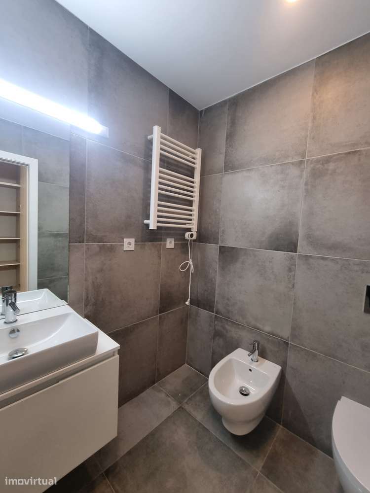 TO C/ Novo - Próximo do Hospital de São João, Pedrouços - Grande imagem: 4/8