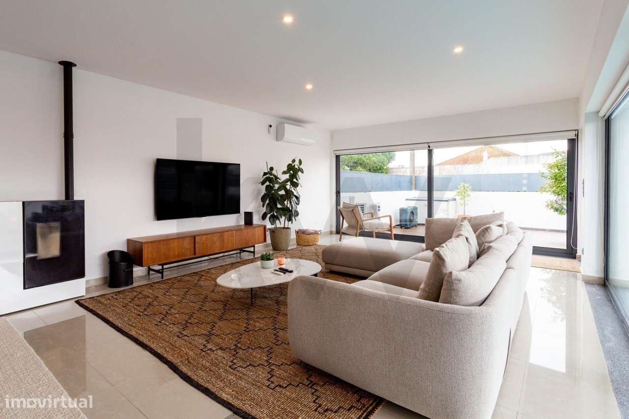 Luxuosa Moradia | Totalmente Mobilada | Samouco - Grande imagem: 3/60