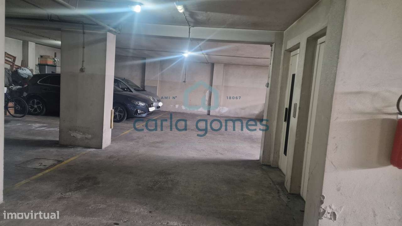 APARTAMENTO T2 C/ LUGAR DE GARAGEM E VISTA MAR – ARCOZELO, V.N. GAIA-25