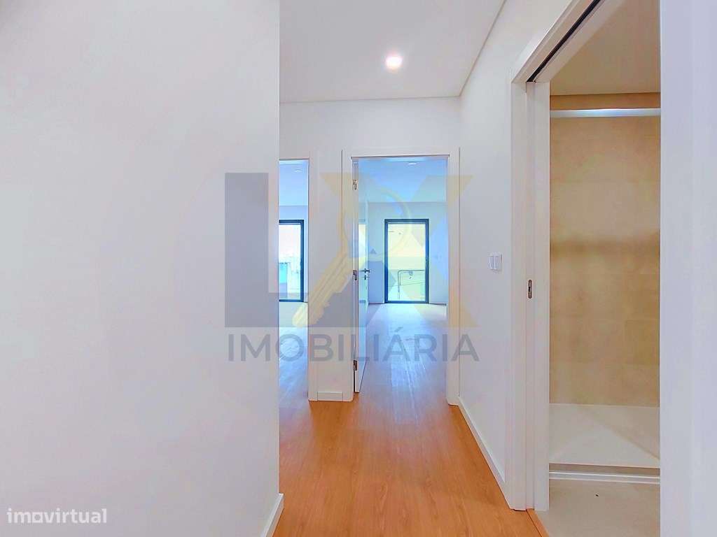 Apartamento T3 novo, com suíte e 2 lugares de garagem em Esgueira!!!-9