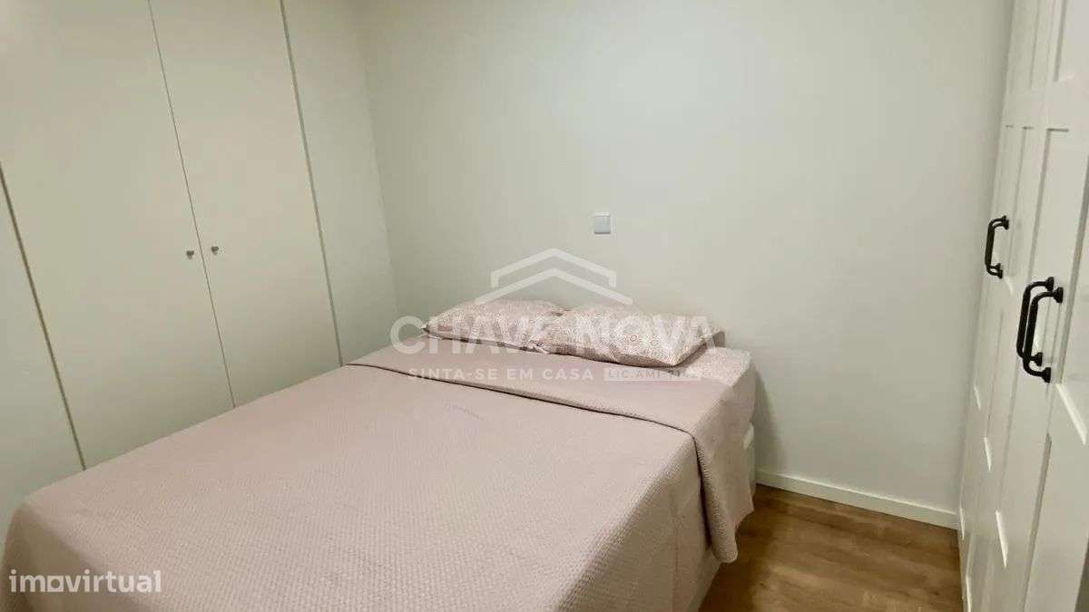 T0 (com quarto) pronto a habitar - Centro de Gaia SD/04643PG-7