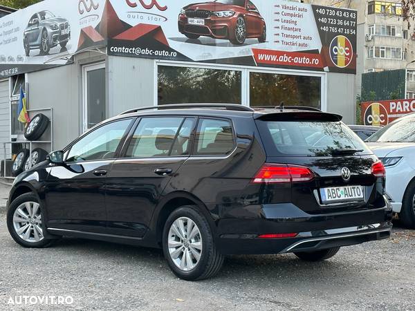 Volkswagen Golf 1.6 TDI DSG Highline - 4