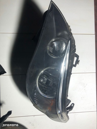 BMW E60 E61 REFLEKTOR LAMPA PRZEDNIA LEWA 03-07 - 2