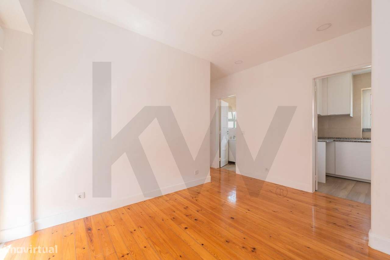 Arrendamento Apartamento T2 totalmente remodelado - Alvalade - Grande imagem: 4/28