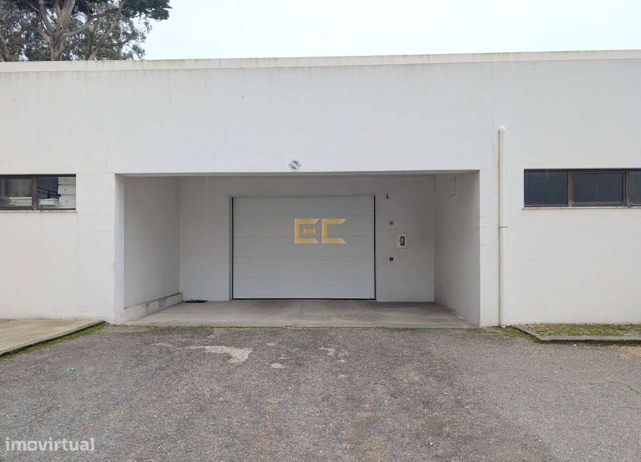 Garagem para venda nas Abadias! - Grande imagem: 3/14