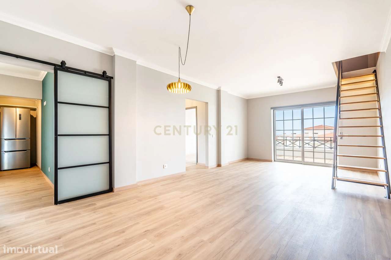 Estilo, Luz e Vista Mar - Duplex Exclusivo com Varandas, Vista Mar e G - Grande imagem: 5/49