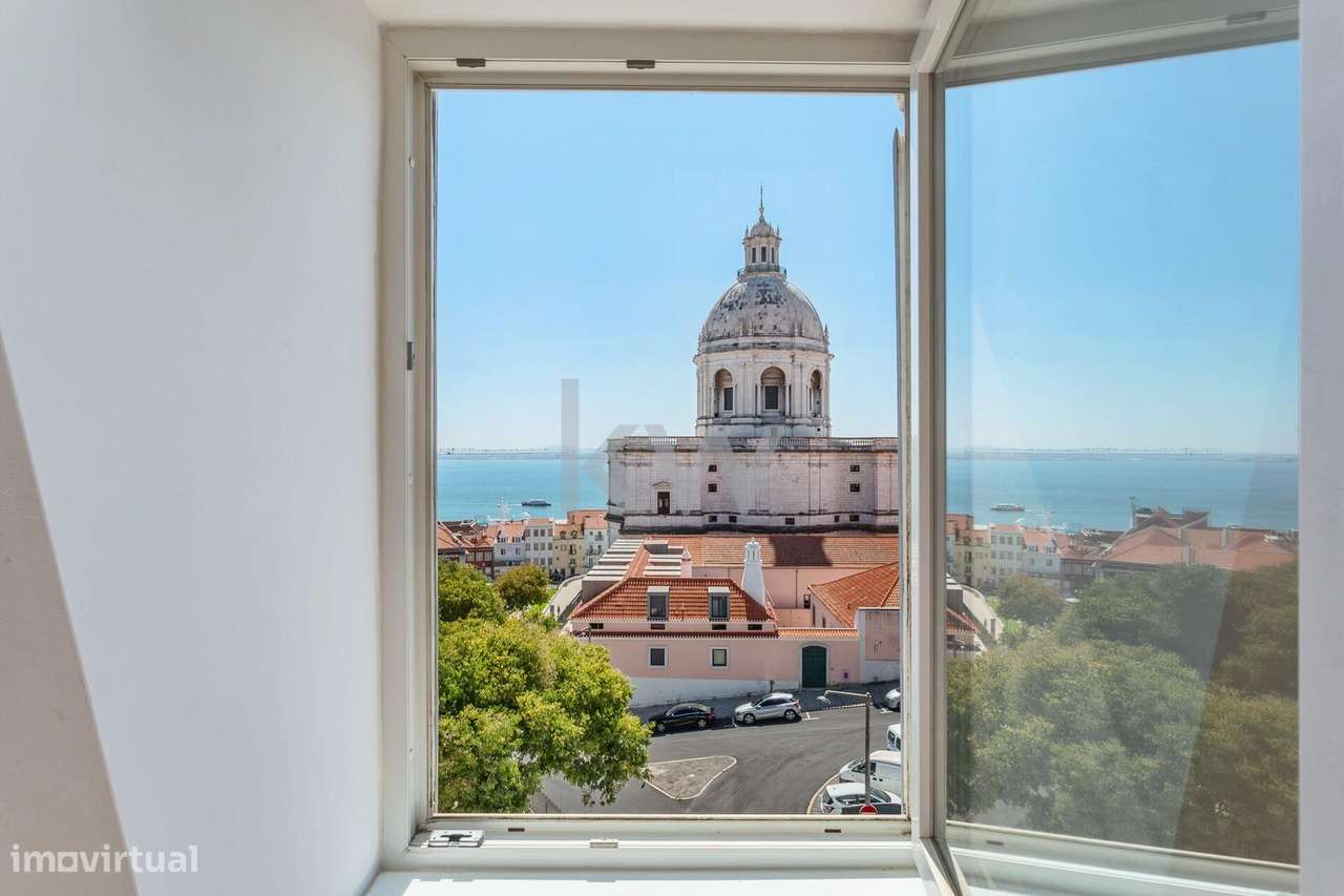 Apartamento T2 frente ao Panteão Nacional com vista deslumbrante - Grande imagem: 1/60