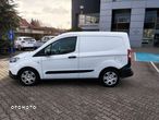 Ford Transit Courier - 8