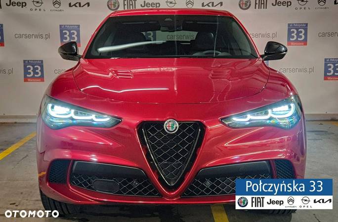 Alfa Romeo Stelvio - 2