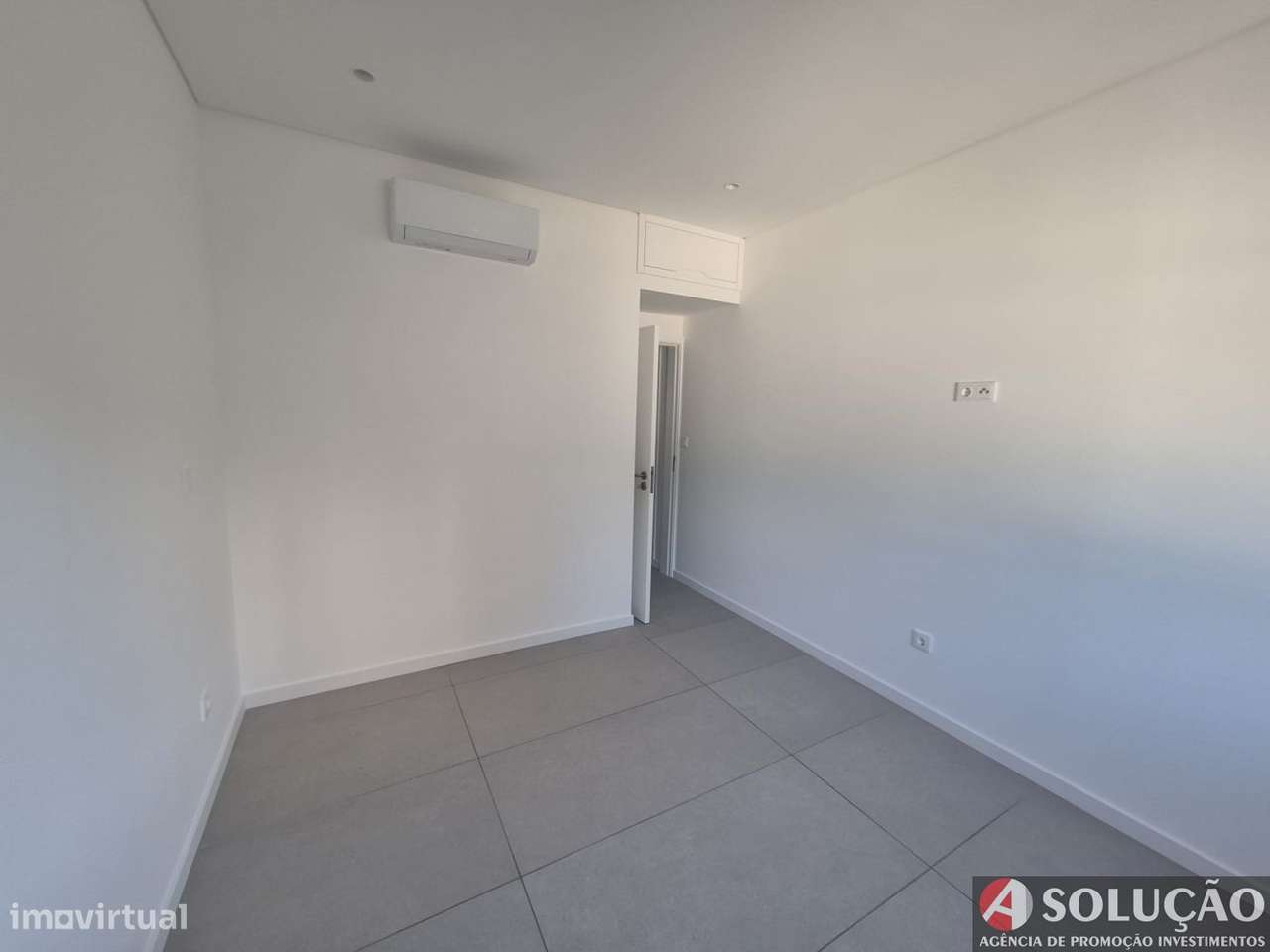 Andar Moradia em Banda em Oliveira do Douro-16