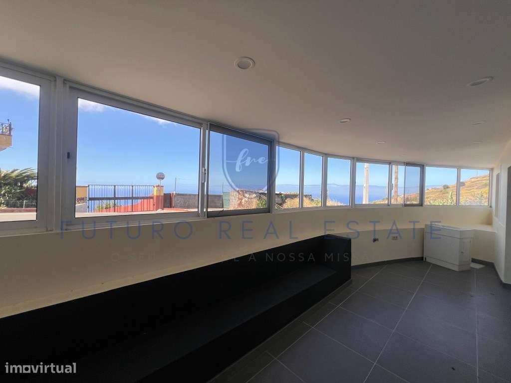 Moradia | Vista Mar | Fajã da Ovelha - Grande imagem: 4/47