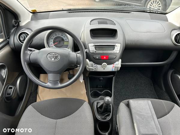 Toyota Aygo 1.0 VVT-i Luna - 17