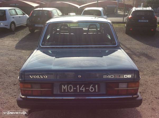 Volvo 244 - 17