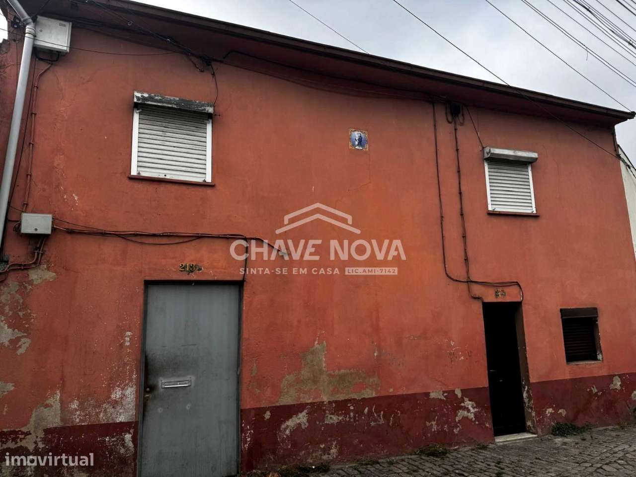 Moradia com 9 Casas de Ilha c/ Terreno em Campanhã - Grande imagem: 2/20