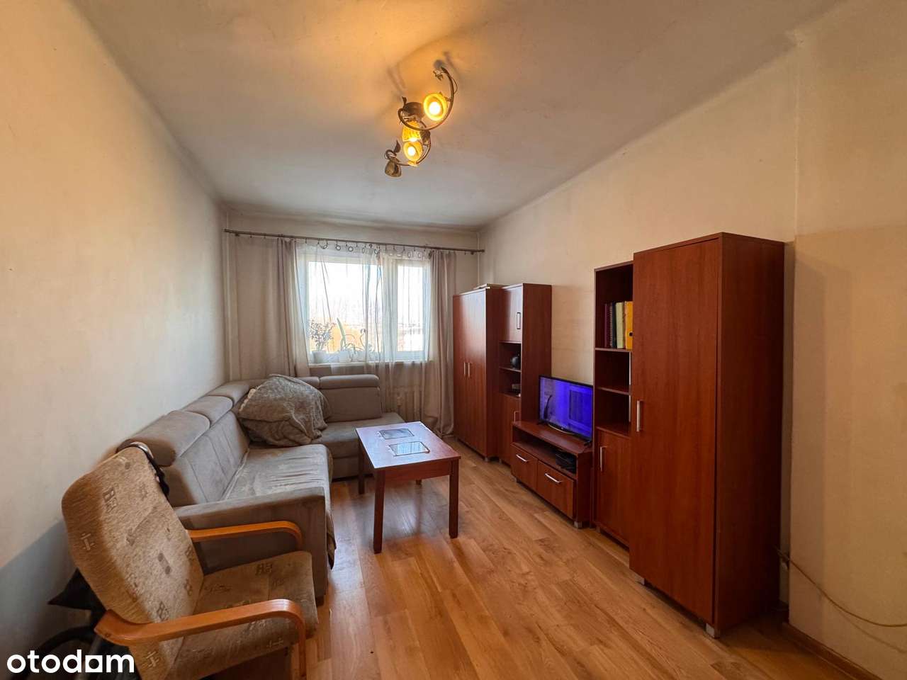 Dąbrowa G. Gołonóg, 2 niezależne pokoje, osobna kuchnia.-7