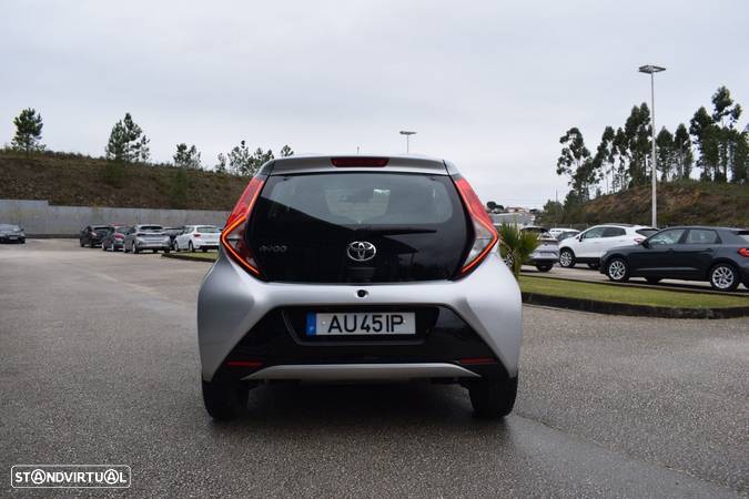 Toyota Aygo 1.0 X-Play Plus - 13