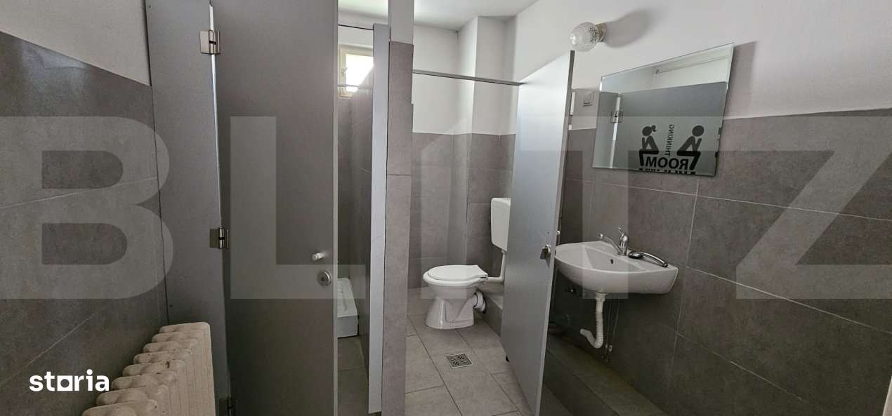 Casa cu 2 apartamente de 3 camere in centru - Imagine principală: 5/12