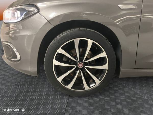 Fiat Tipo Station Wagon 1.3 M-Jet Lounge - 31