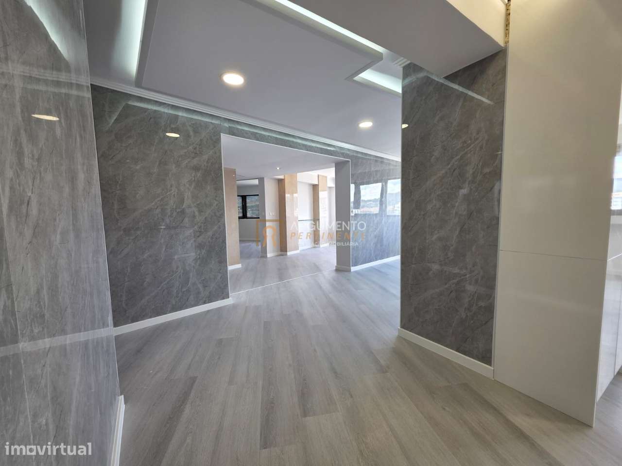 Apartamento T4 Venda em Braga (São Vicente),Braga - Grande imagem: 4/54